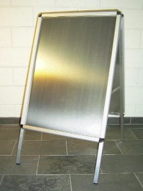 08000320